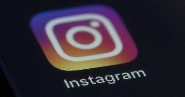 Instagram might soon let you post group stories