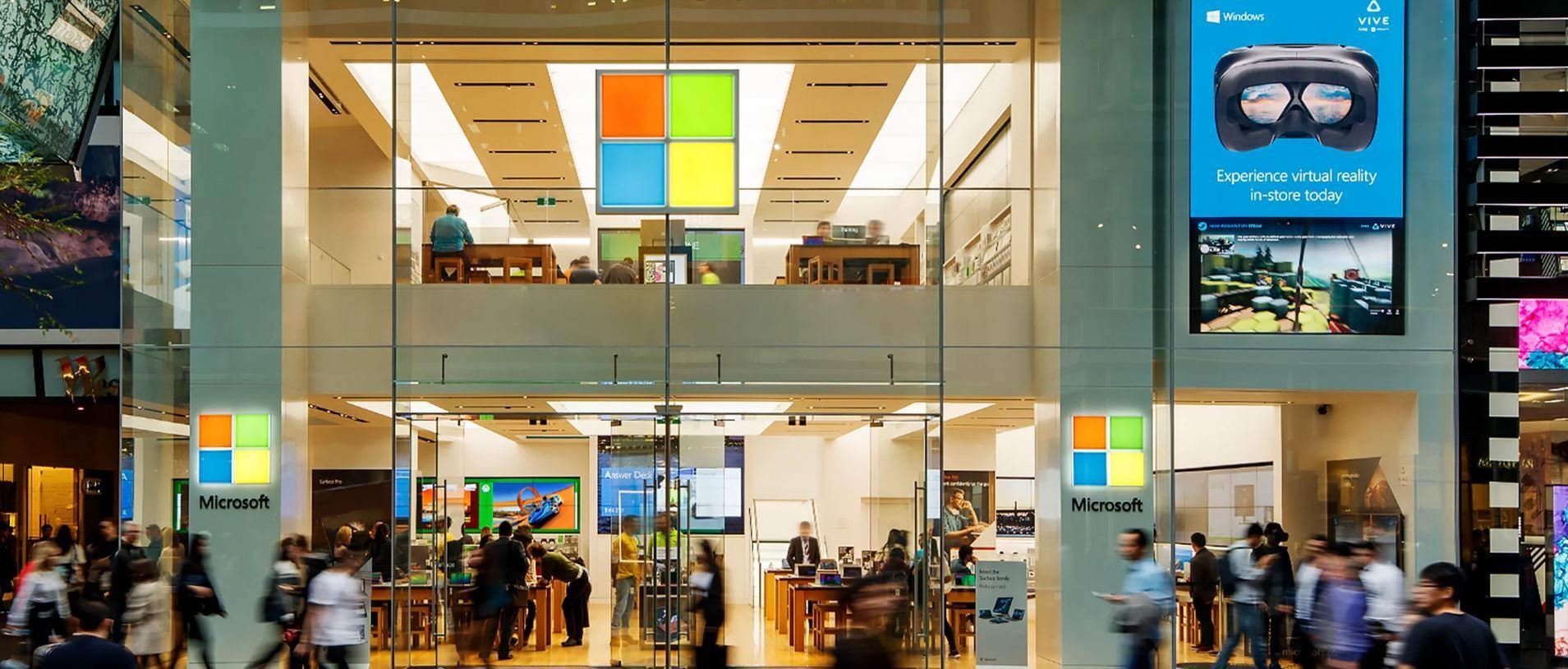 Microsoft gives up on brick-and-mortar retail