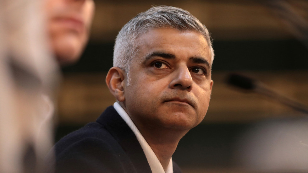 More Covid restrictions inevitable, London mayor warns