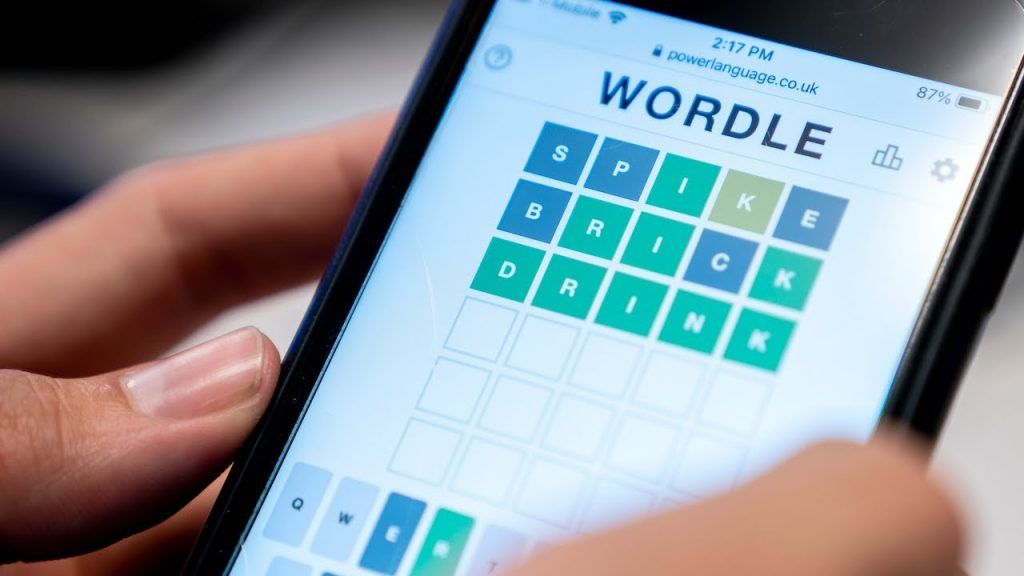 The New York Times buys the popular electronic game "Wordell"
