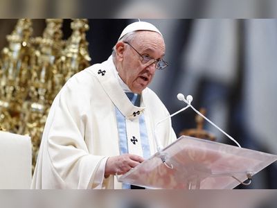 Homosexuality Isn't A Crime, Those Criminalising It Are Wrong: Pope Francis