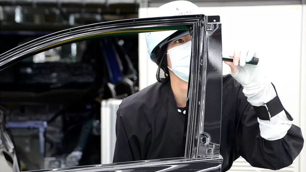 Toyota and Honda announce biggest pay rises in decades