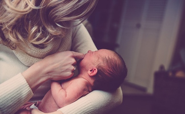 Australian Judge Defends Removing Breastfeeding Mother From Court, Says...