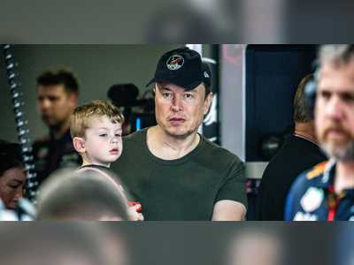 Elon Musk says he doesn't plan to give his kids control of his companies